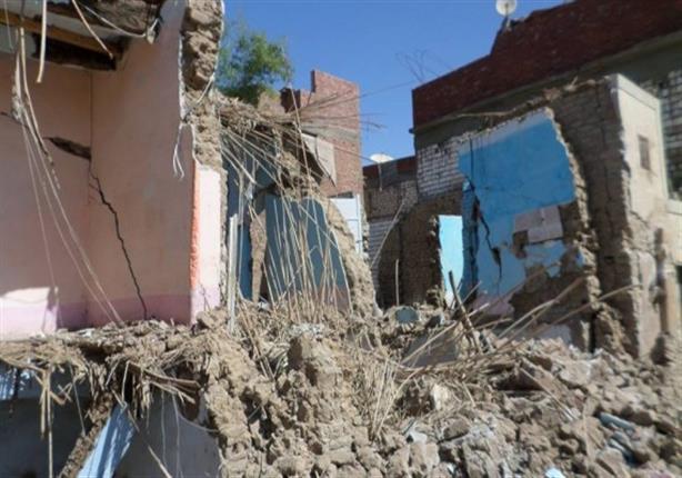 انهيار 7 منازل بسبب حفر بيارة صرف صحي في محافظة المنيا