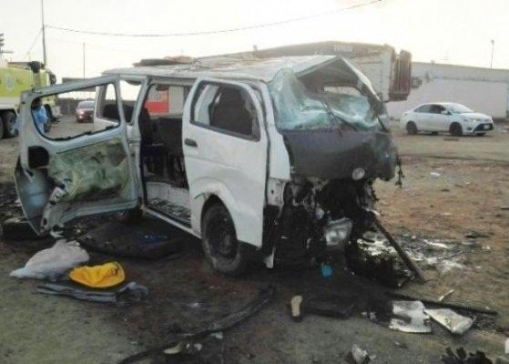 مصرع 4 أطباء جراء حادث تصادم بعد تسلم شهادات تخرجهم