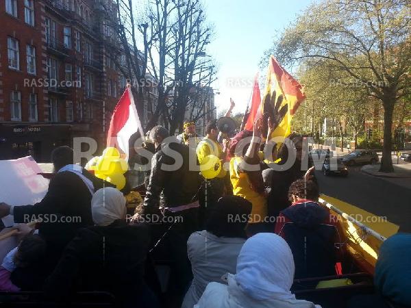 مسيرة للجالية المصرية بلندن للتنديد بالانقلاب العسكري