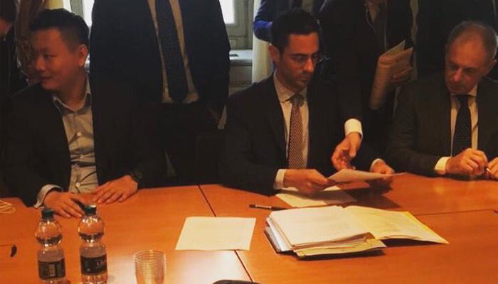 بعد بيع “ميلان”.. مدير النادي: أغادر بحزن كبير..وتويتر: شكرا بيرلسكوني