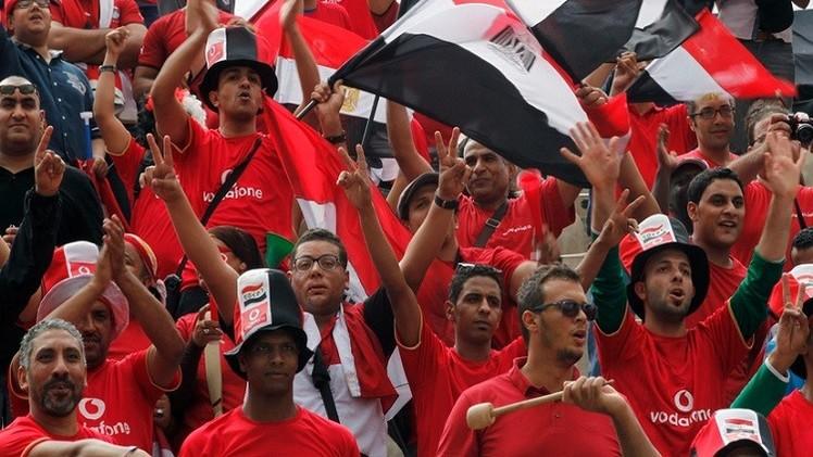 “الداخلية” و”الجبلاية” يدرسان عودة الجماهير بداية من دور الـ8 في الكأس