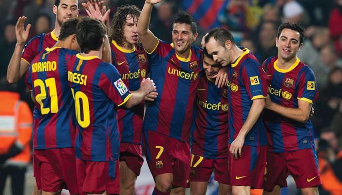 برشلونة ضيفًا على سان جيرمان الليلة في دوري الأبطال