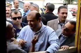 فيديو..مواطن لوزير تموين الانقلاب: عايزين حقنا فى البلد دي