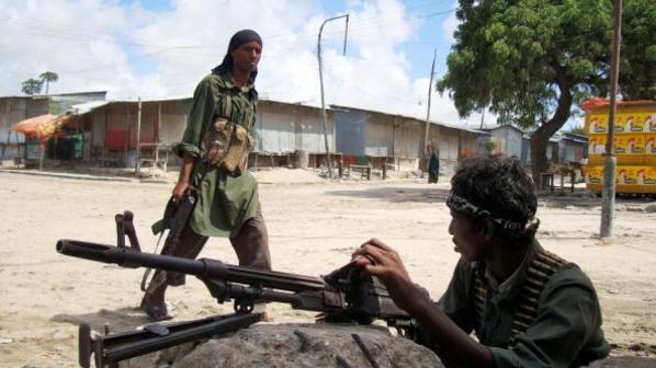 مقتل طالبين برصاص مسلحين بالصومال