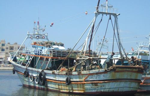 3 مراكب مصرية تغادر اليمن بعد حل مشكلات مالية