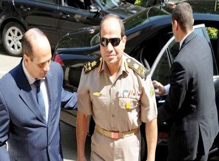 وصول “السيسي” للإدلاء بشهادته في قضية فرم المستندات