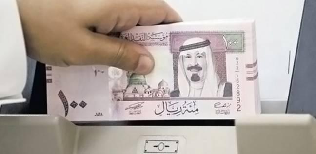 الريال السعودي يسجل 3 جنيهات في السوق السوداء