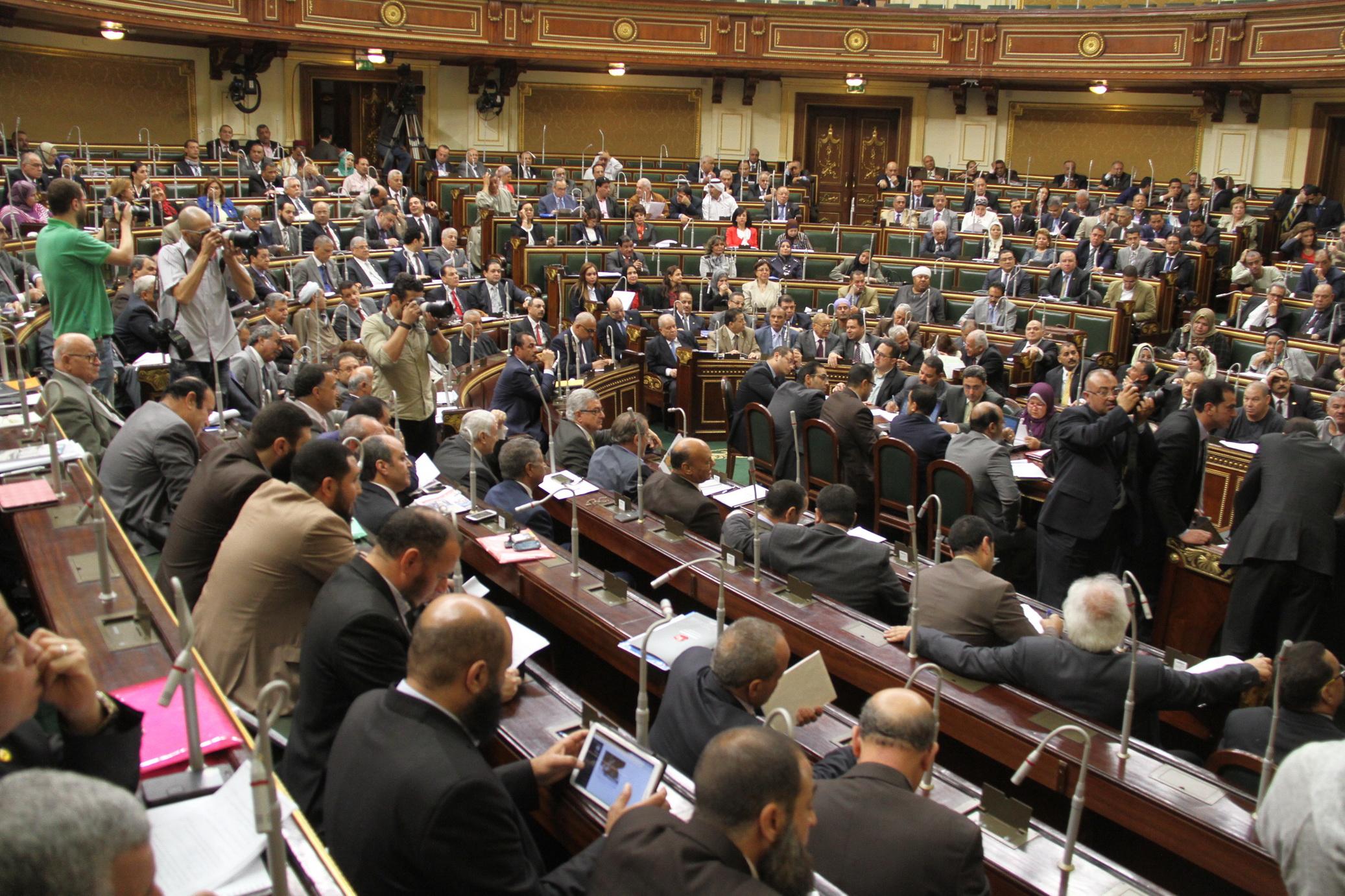 مجلس النواب يواصل اليوم مناقشة بيان الحكومة