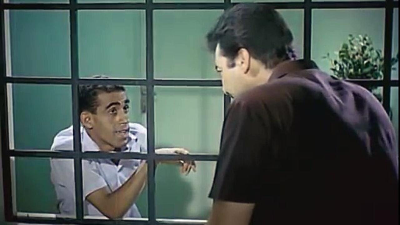 بالفيديو.. توفي بعد تمثيل مشهد الميت.. تعرَّف على “الضيف أحمد”