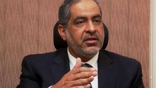 الوسط يقدم مشروع قانون يساوي بين القضاة والعاملين بالدولة