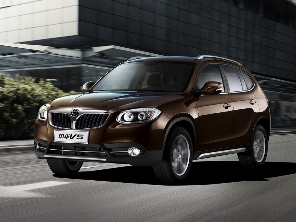 بعد تراجع حجم المبيعات.. 3 أزمات تهدد قطاع السيارات في مصر