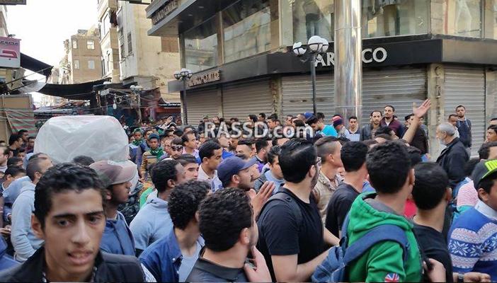 مظاهرة حاشدة تندد بأحكام إعدامات مذبحة “بورسعيد” وتدعو المحال للإغلاق