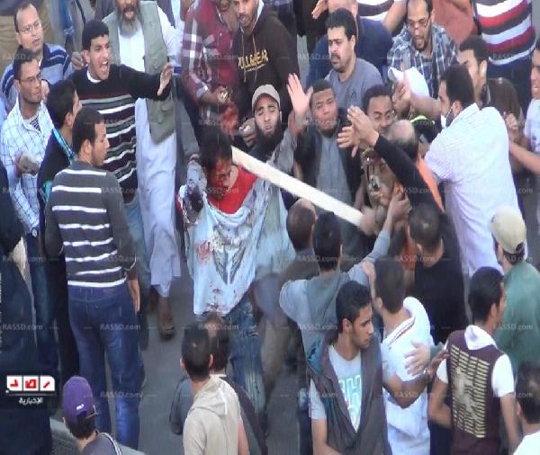 كر وفر بين متظاهري القضاء العالي ومتظاهري التحرير