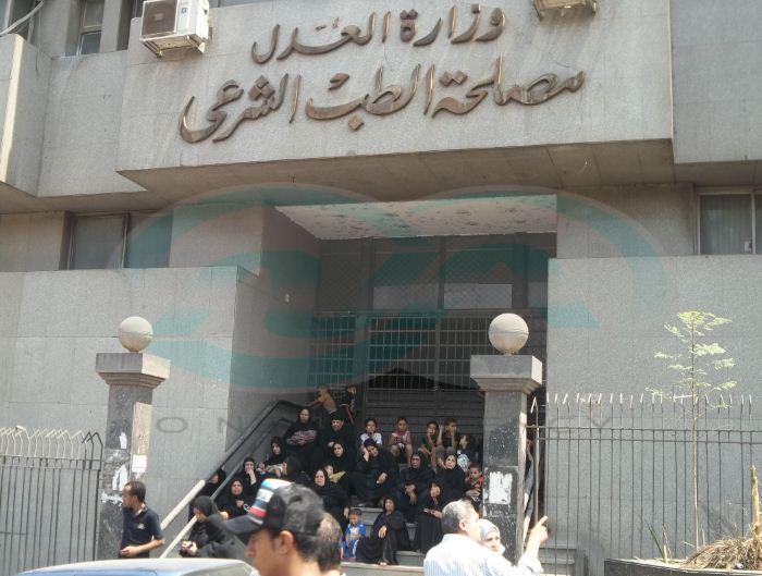 الأمن يمنع أسرة ضحية أمين الشرطة بالتجمع الخامس من التحدث للإعلام