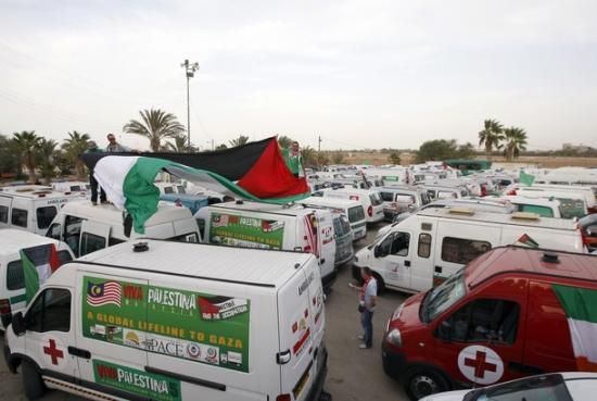 “أميال الابتسامات” تكسر الحصار وتصل “قطاع غزة”