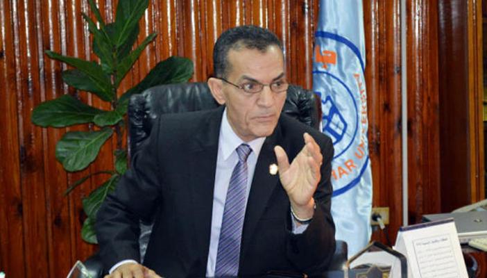 العزب لـ”بنات الأزهر”: اللي هتحرق هاطلع راسها من جسمها