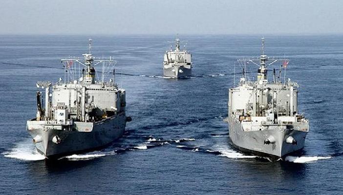 الولايات المتحدة تعزز تواجدها بخليج عدن بحاملة صواريخ موجهة