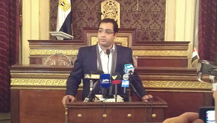 العليمي: الإخوان خانوا الثورة.. والعناني يرد: كفى وقاحة