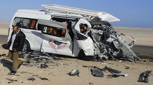 عاجل.. مقتل وإصابة 11 في حادث سير على طريق “الأقصر-قنا”