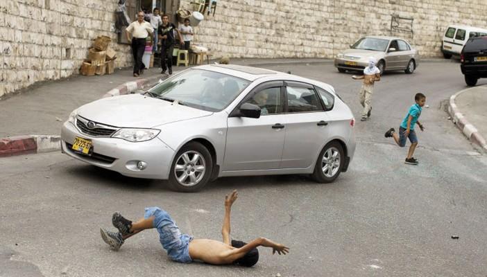 مستوطن إسرائيلي يدهس 4 فلسطينيين شمالي الضفة الغربية