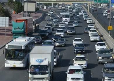 استئناف حركة المرور بالتجمع الخامس بعد تعطلها 4ساعات بسبب ماسورة مياه