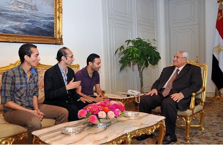 موقع “بازفيد” يكشف تفاصيل اختراق الجيش لحركة تمرد