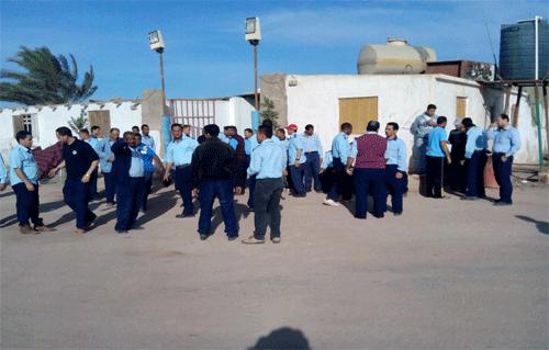 عمال الخدمات الأمنية في “بترول بلاعيم” بأبورديس يضربون عن العمل