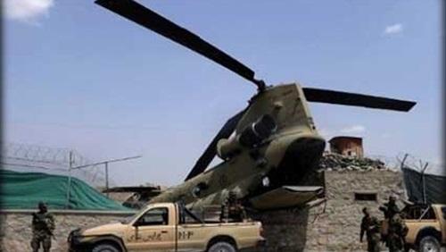 محاولة إنقاذ ركاب مروحية  هبطت اضطراريا بأفغانستان