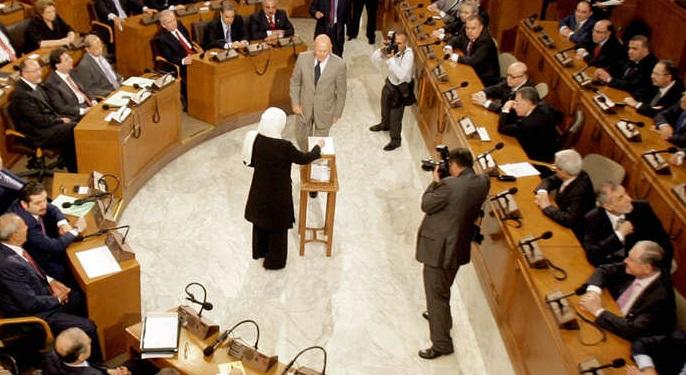 فشل البرلمان اللبناني فى انتخاب رئيس جديد بجولة التصويت الأولى