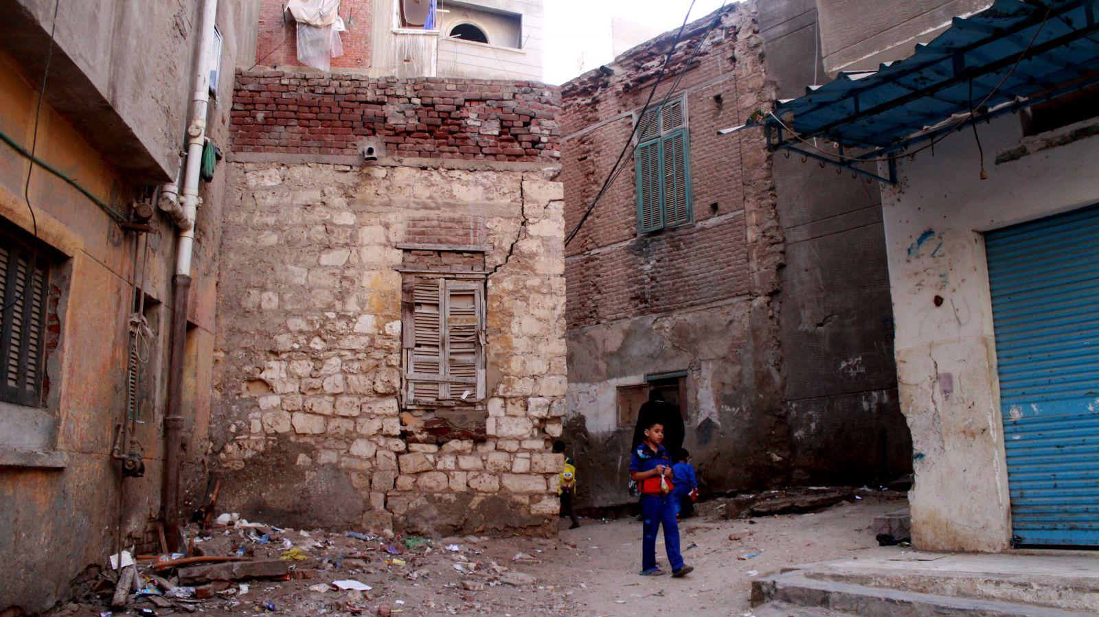 بسبب الفساد والأحوال الجوية.. مليون عقار في مصر مهدد بالانهيار