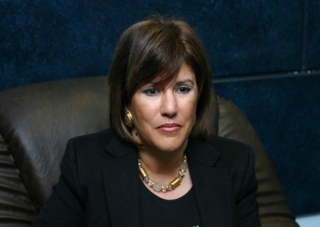 بالفيديو.. عبدالناصر: تيران وصنافير مصريتان وابنته: سعوديتان