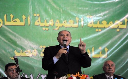 محامي دولي:مد السن القانوني للقضاة كان منحة من مبارك