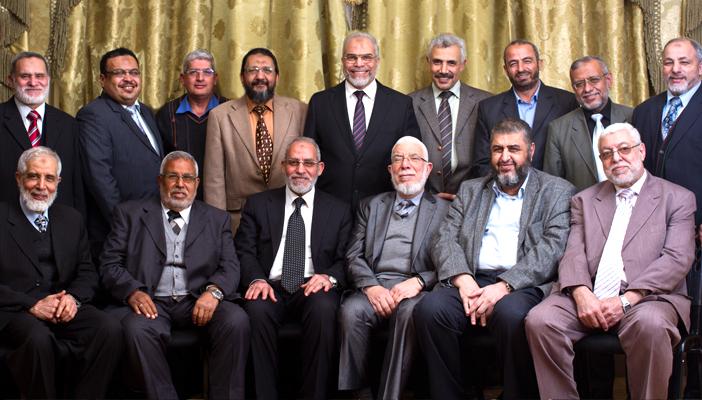 إنفوجراف.. مكتب الإرشاد: 3 قرون خلف القضبان و5 إعدامات (1 – 2)