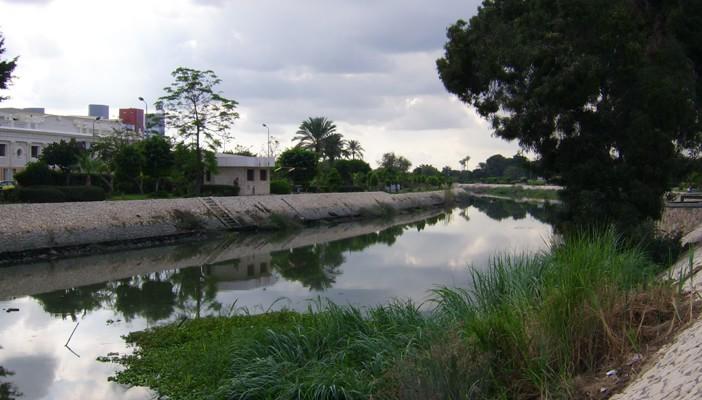 قطع المياه بكفر الدوار في البحيرة بعد تسرب المازوت إلى ترعة المحمودية