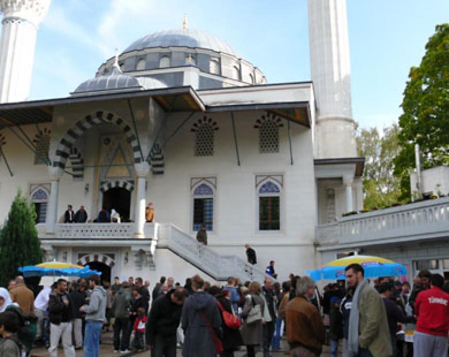 قريبًا.. تحول كنيس يهودي في مرسيليا بفرنسا إلى مسجد