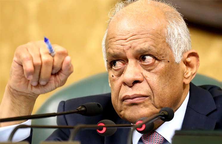 برلمانيون: إقرار “الهيئات القضائية” يمهّد للتنازل عن “تيران وصنافير”