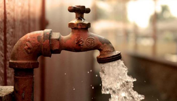 ميدل نيوز: المصريون رغم فقرهم يقاطعون “الحنفية”