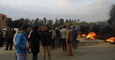 قطع طريق مصر إسكندرية الصحراوي بعد مقتل أحد الطلاب