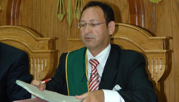 “القضاء الإداري” يمنع الجهلاء من الإفتاء..ويوصي بتجديد الخطاب الديني