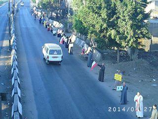 سلاسل بشرية رافضة للانقلاب بمحافظة الدقهلية