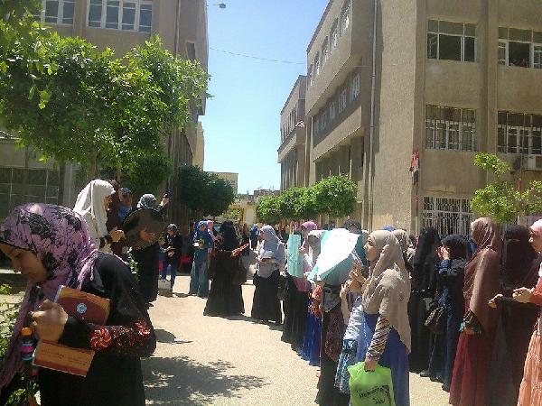 وقفة لطلاب الأزهر بتفهنا الأشراف تنديدا بحكم العسكر