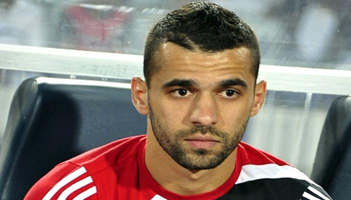 بالفيديو.. اشتباك بين السعيد وصحفي ينهي مؤتمر الأهلي والمقاولون