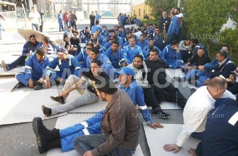 إدارة مصنع البروبيلين ببورسعيد تهدد العمال المعتصمين