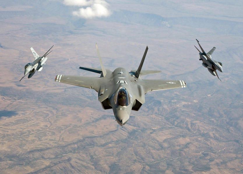 روسيا تبرر اعتراض مقاتلتها لطائرة استطلاع أميركية