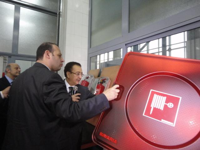 وزير الصناعة : تعديل آليات تخصيص الأراضي الصناعية