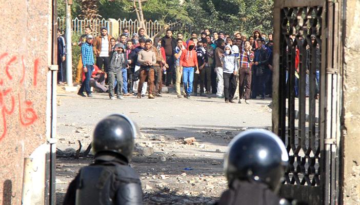 الطلاب بين 25 يناير و30 يونيو