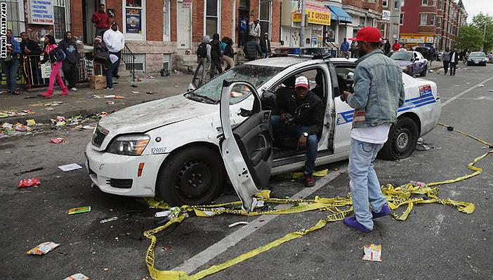 اتهام 6 شرطيين في بالتيمور بقضية مقتل الشاب الأسود