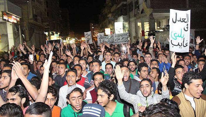 مسيرة لـ”جرين إيجلز” رافضًا لأحكام قضية “مذبحة بورسعيد”