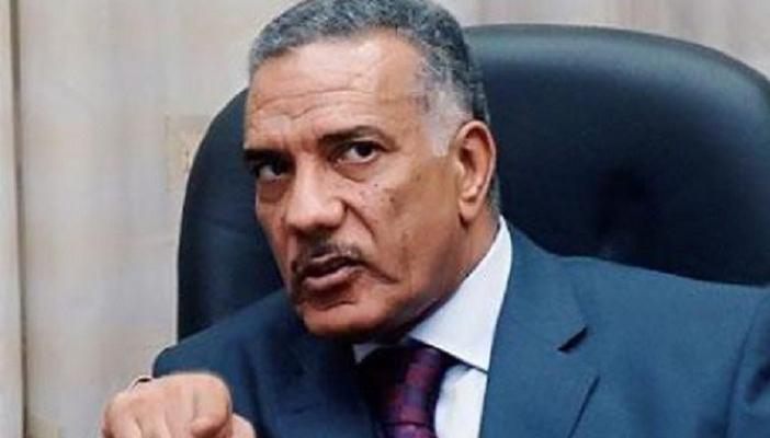 ضد محاكمته..الأسواني يتضامن مع المستشار زكريا عبدالعزيز