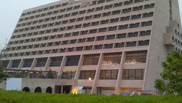 داعش يفتتح أفخم فنادق الموصل بعد إغلاقه لشهور